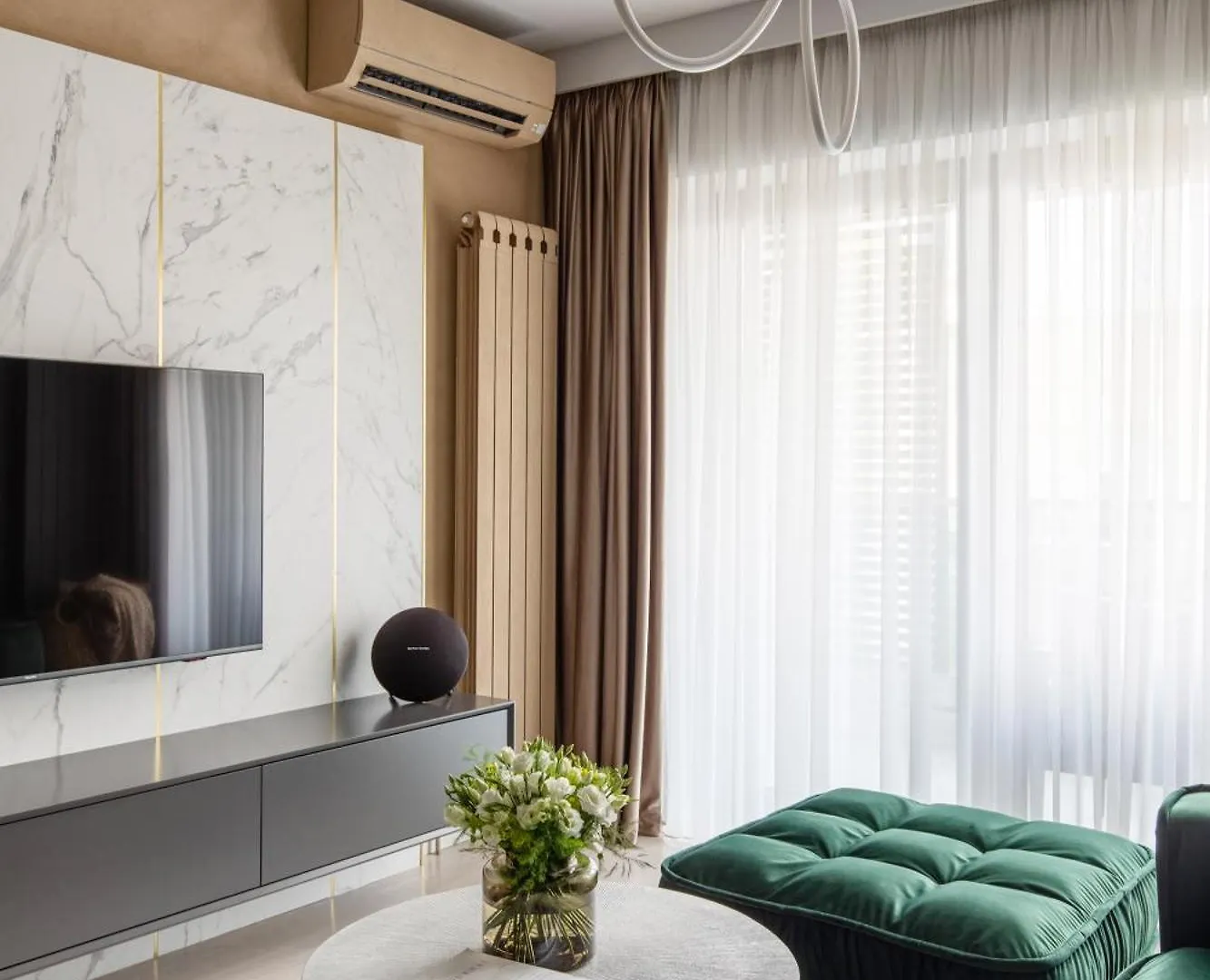 Urbanstay Suites - Prime Location Designer Suite Bukarest Apartman