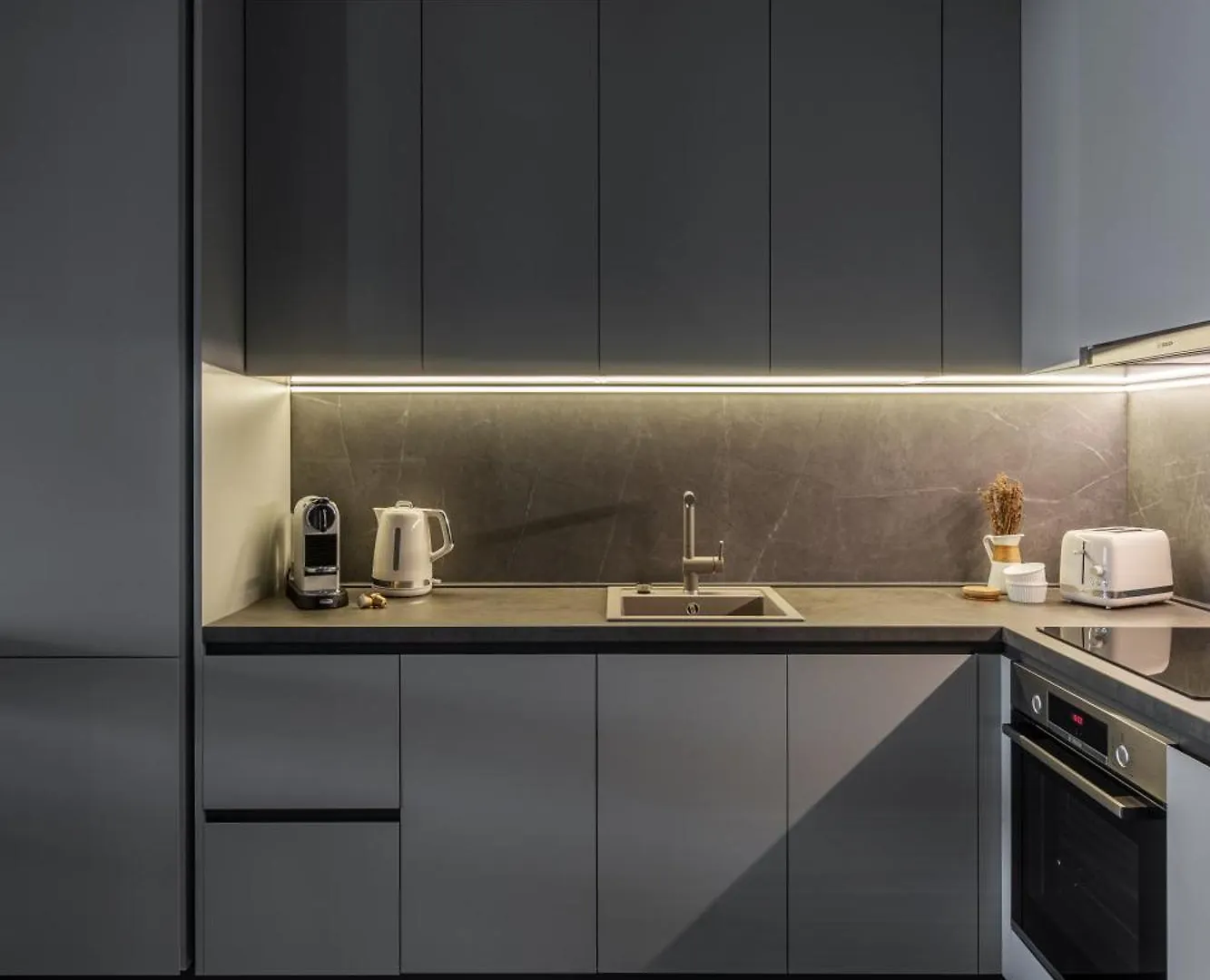 Urbanstay Suites - Prime Location Designer Suite Bukarest 0*,