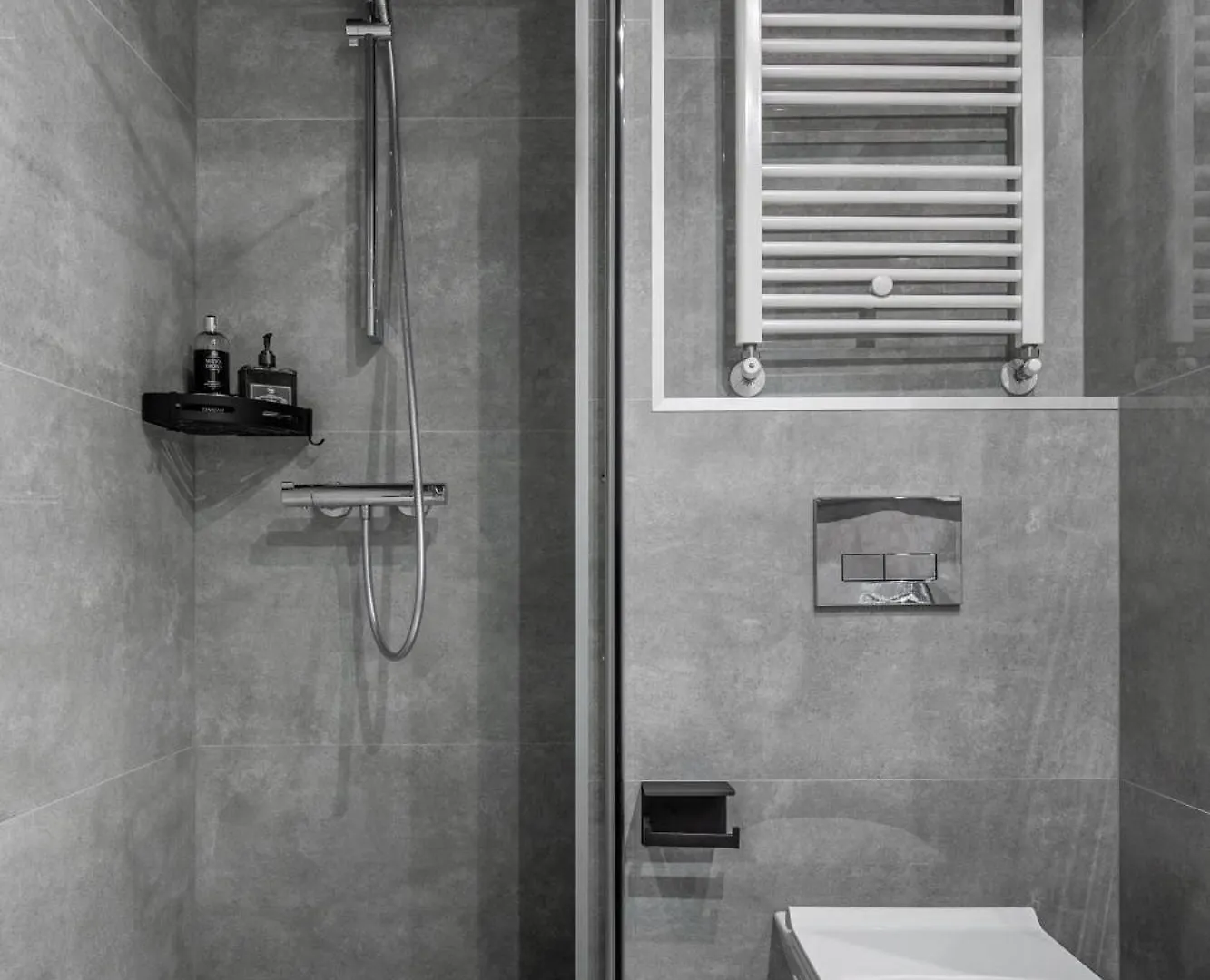 Urbanstay Suites - Prime Location Designer Suite Bukarest 0*,